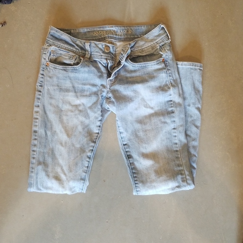 Bootcut Size 2 American Eagle
